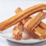 Saiba como fazer os autênticos churros da Dona Florinda