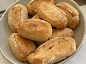 Pão Francês Caseiro de Fermentação Natural: Receita para o Pãozinho Perfeito