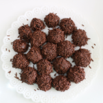 Brigadeiro Tradicional: O Doce Clássico que Encanta