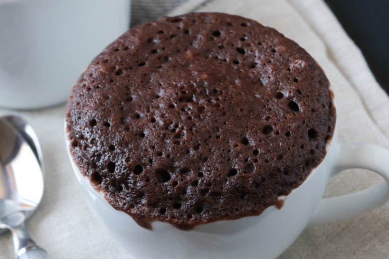 Bolo de Caneca Pronto em 3 Minutos: Uma Sobremesa Rápida e Deliciosa