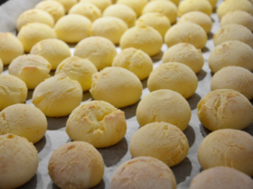 O melhor pão de queijo tradicional que não murcha