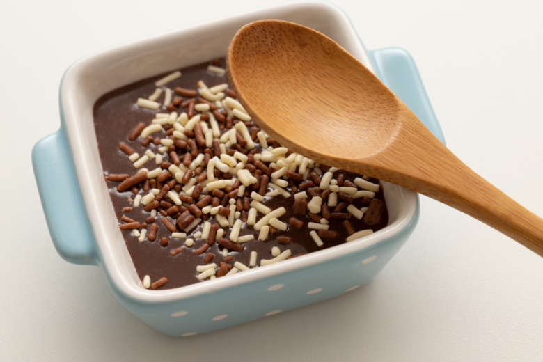 Brigadeiro de Colher: Receita cremosa e prática para qualquer hora