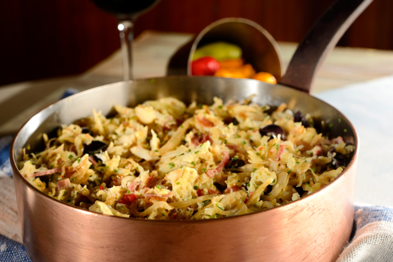 Arroz de bacalhau irresistível: Um toque de sabor para qualquer ocasião