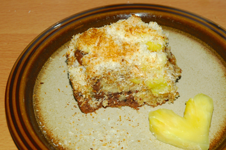 Bolo Gelado de Abacaxi com Coco: Um bolo de gerações