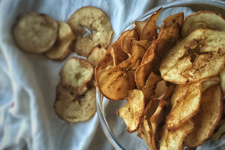 Chips de Maçã na Air Fryer: Super crocantes