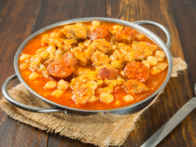 Dobradinha com grão de bico: A receita que vai surpreender no Sabor