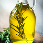 Azeite Aromatizado com Alecrim Caseiro