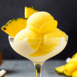 Gelado Tropical de Abacaxi Cremoso