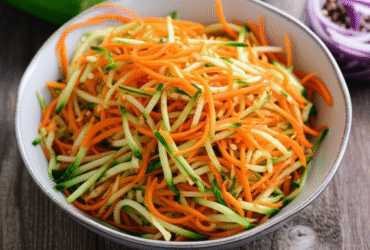 Salada de Chuchu com Cenoura Simples e Deliciosa
