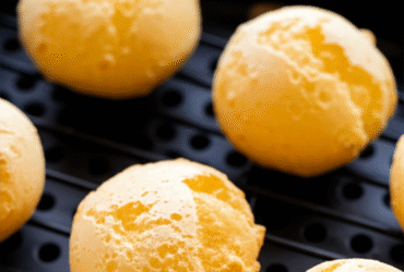 Biscoito de Polvilho com Queijo na AirFryer: Receita Fácil e Deliciosa