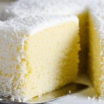 Bolo de Coco com Leite Condensado: Receita Cremosa e Deliciosa