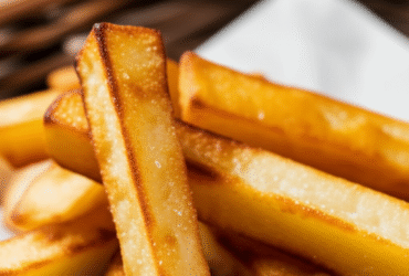 Batata Palito Crocante na Airfryer: Receita Caseira e Fácil