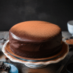 Delicioso Bolo de Chocolate: Receita Clássica e História