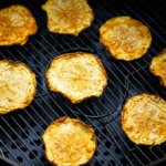 Chips de Abobrinha com Parmesão na Airfryer: Receita Crocante e Saudável