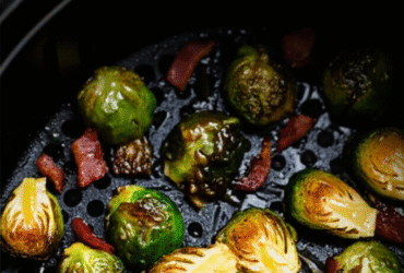 Couve de Bruxelas com Bacon e Mel Crocante na Airfryer