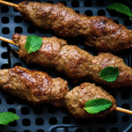 Kafta no Espeto com Hortelã na Airfryer: Sabor do Oriente Médio na sua Cozinha