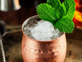 Mint Julep: Refrescante Coquetel de Bourbon e Hortelã