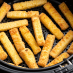 Palitinhos de Queijo Crocantes na Airfryer