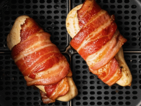 Peitos de Frango com Bacon Crocantes na Airfryer