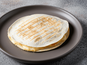 Quesadilla de Queijo Simples e Deliciosa