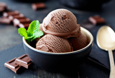 Sorvete Caseiro de Chocolate Cremoso