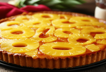 Torta de Abacaxi Cremosa e Caramelizada