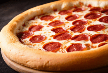 Pizza Caseira com Borda Recheada: Receita Deliciosa e Fácil