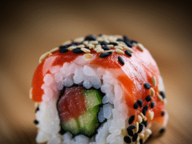 Uramaki de Kani Caseiro