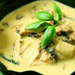 Fish Amok: O Delicado Curry de Peixe Cambojano