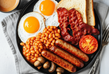 Full English Breakfast: A Tradicional Refeição Britânica