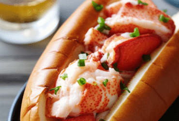 Lobster Roll: O Clássico Sanduíche de Lagosta da Nova Inglaterra
