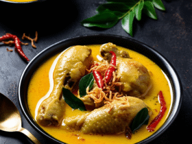 Opor Ayam: Delicioso Frango Indonésio ao Leite de Coco