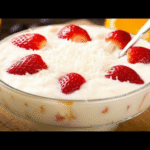 Salada de Ambrosia: Uma Delícia Cremosa e Frutada