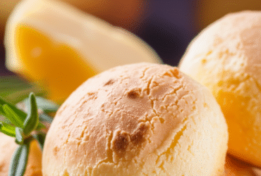 Pão de Queijo Caseiro: Receita Tradicional Mineira