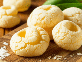 Biscoito de Polvilho Caseiro: Receita Tradicional e História