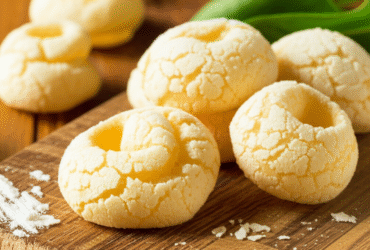 Biscoito de Polvilho Caseiro: Receita Tradicional e História