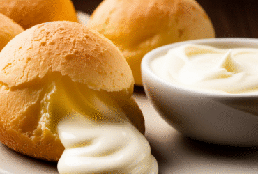 Pão de Queijo Cremoso com Creme de Leite