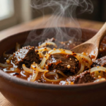 Hachee: O Clássico Ensopado Holandês de Carne e Cebola