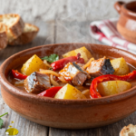 Marmitako: O Clássico Guisado de Bonito do País Basco