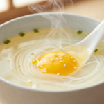 Sopa de Ovo Clássica (Egg Drop Soup)