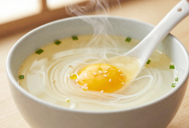 Sopa de Ovo Clássica (Egg Drop Soup)