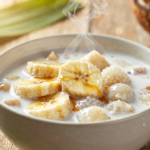 Kolak: Doce Cremoso Indonésio com Banana e Leite de Coco