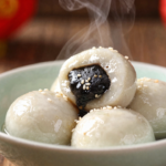Tangyuan: Bolinhos de Arroz Glutinoso com Recheio Clássico
