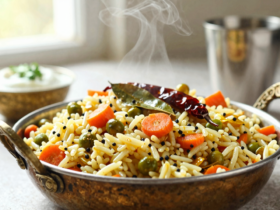 Upma Clássico: O Café da Manhã Indiano Confortável