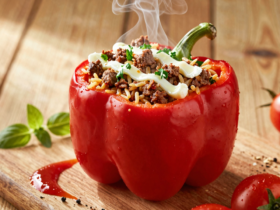 Pimentão Recheado com Carne Moída: Sabor e Tradição na Sua Mesa