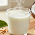 Leite de Coco Caseiro Cremoso: Receita, História e Benefícios Tropicais