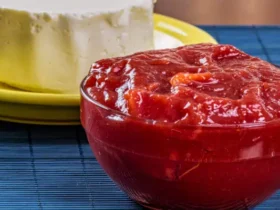 Easy and Delicious Homemade Guava Jam 15 Geleia de Goiaba