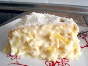 Creamy Pineapple Coconut Cake 12 Bolo cremoso de abacaxi com coco