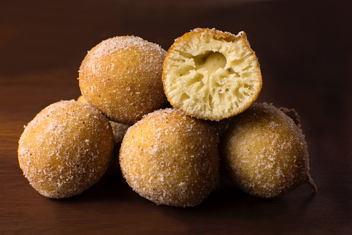 Powdered Milk Doughnut Holes 1 Bolinho de leite ninho