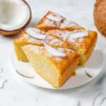 Bolo de fubá com coco